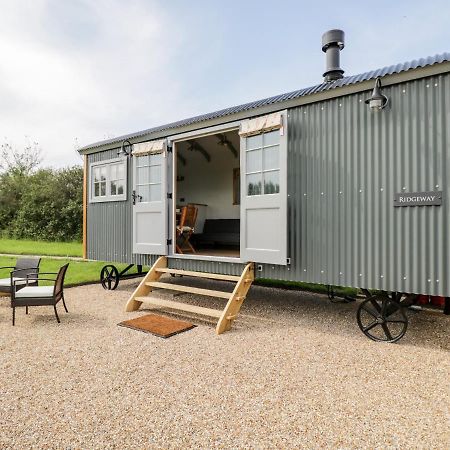 Ridgeway Villa Faringdon Bagian luar foto